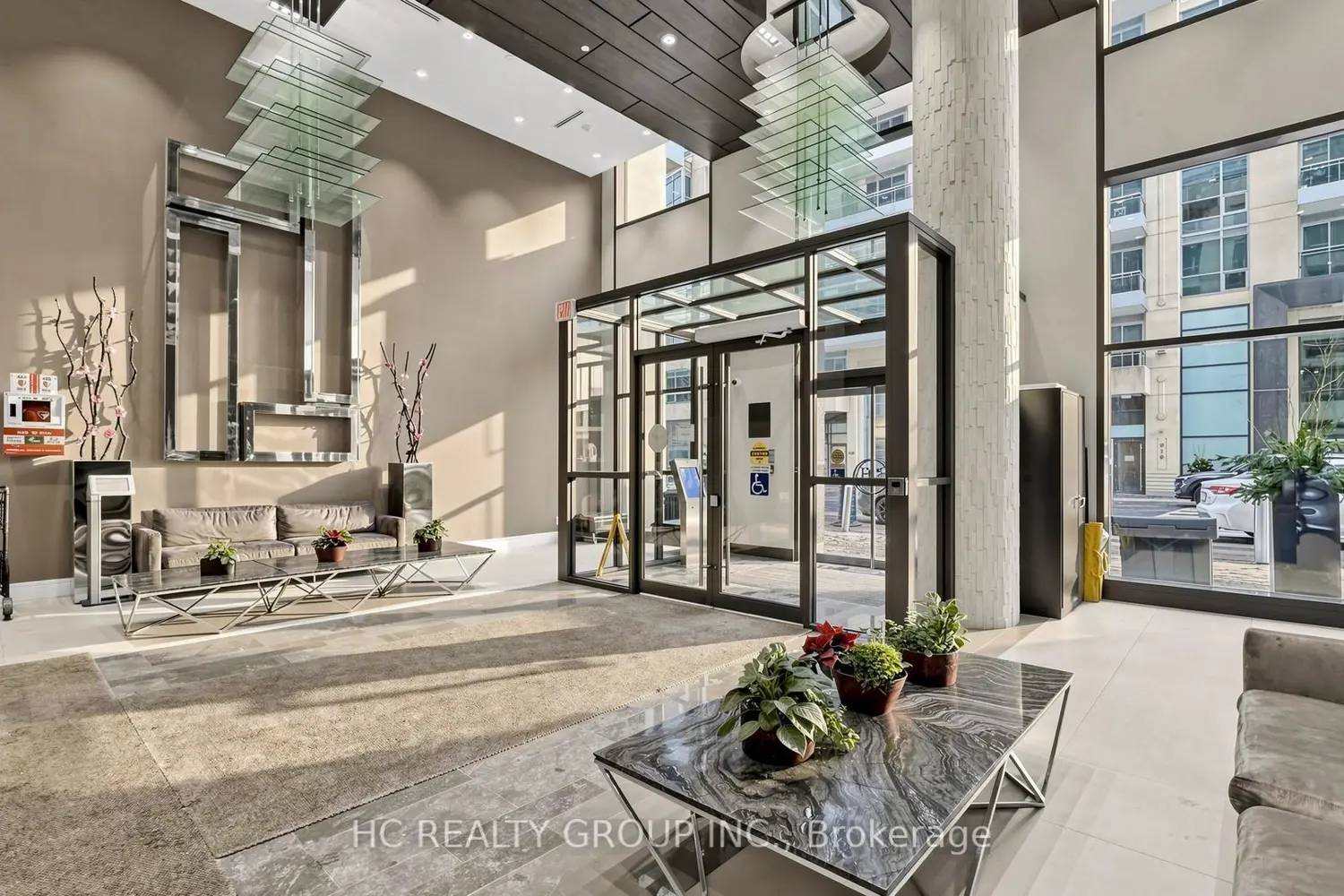 9205 Yonge Street 907 photo 2