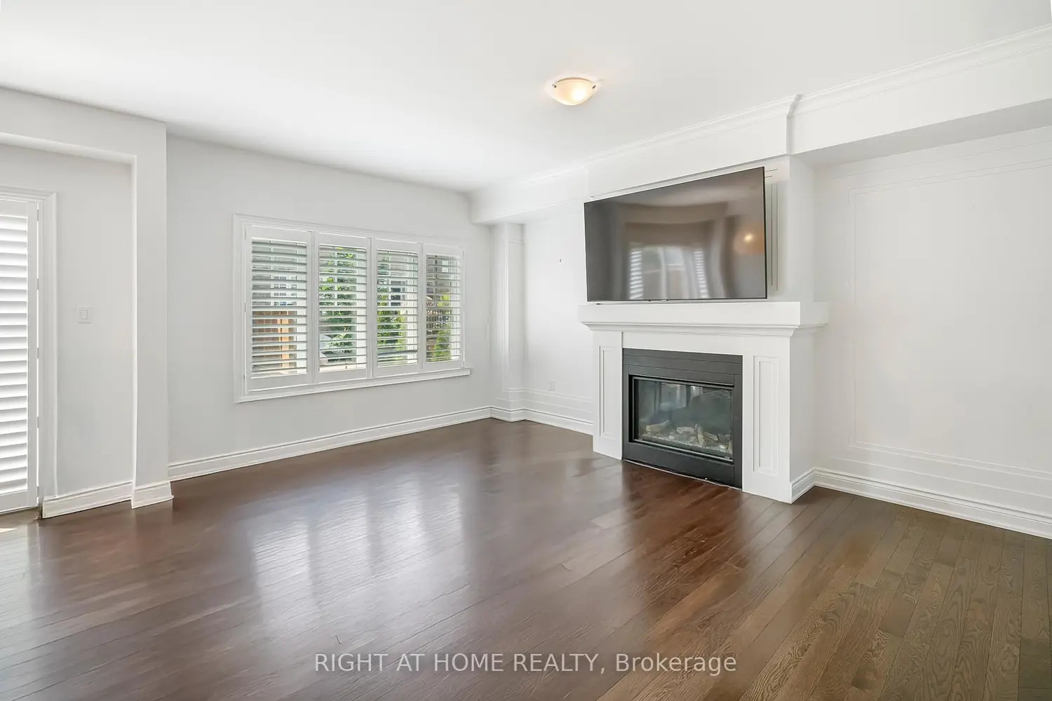 7 Windsor Circle photo 5