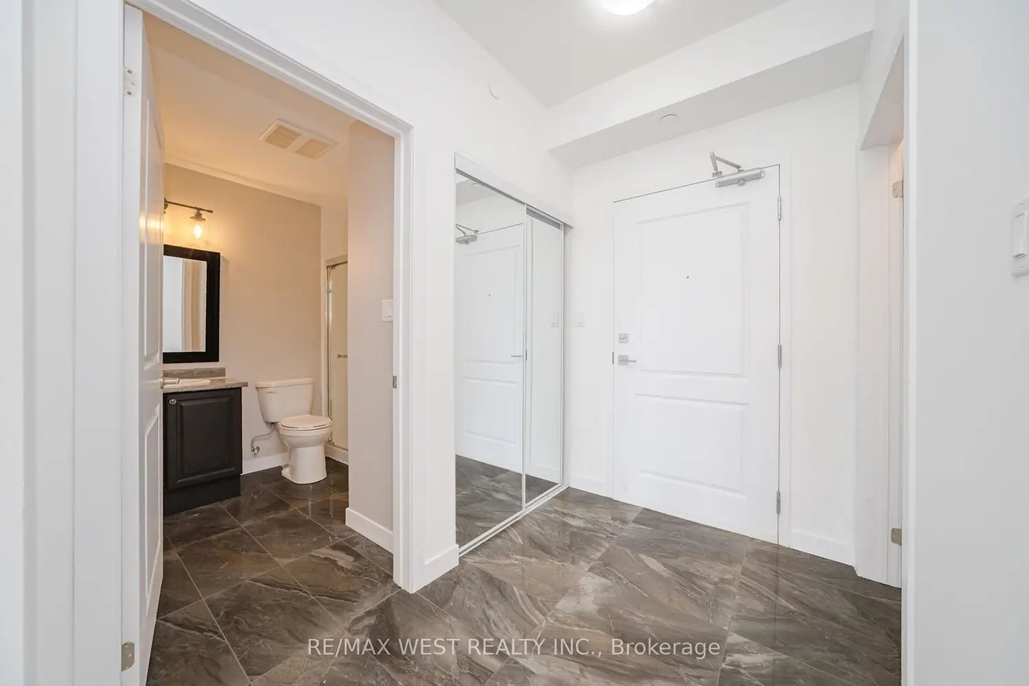 101 Shoreview Place 131 photo 3