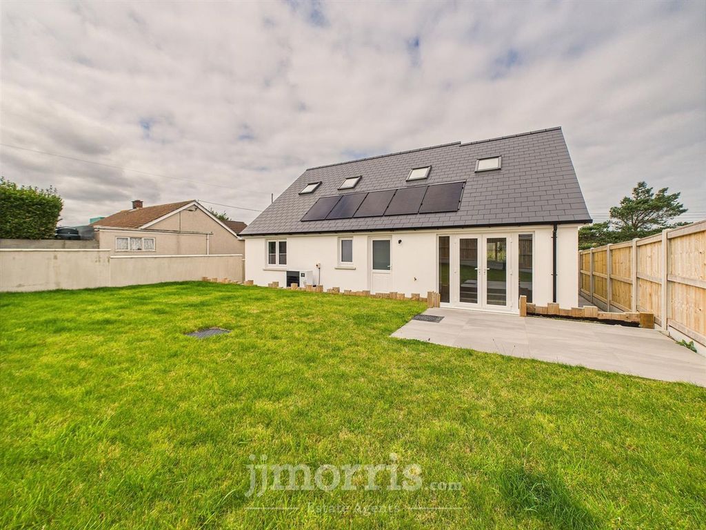 3 bed detached bungalow for salePlot 1, Bryn-Y-Mor Lane, Fishguard SA65 photo 3