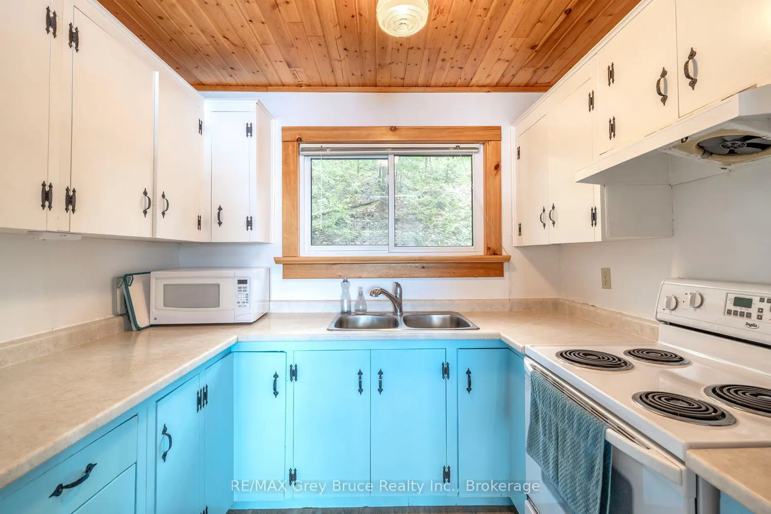 148 Sunnyview Drive photo 4