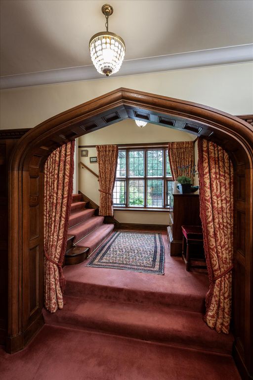 Additional image 13 of 7 bed detached house for saleWhitmead Lane, Tilford, Farnham, Surrey GU10