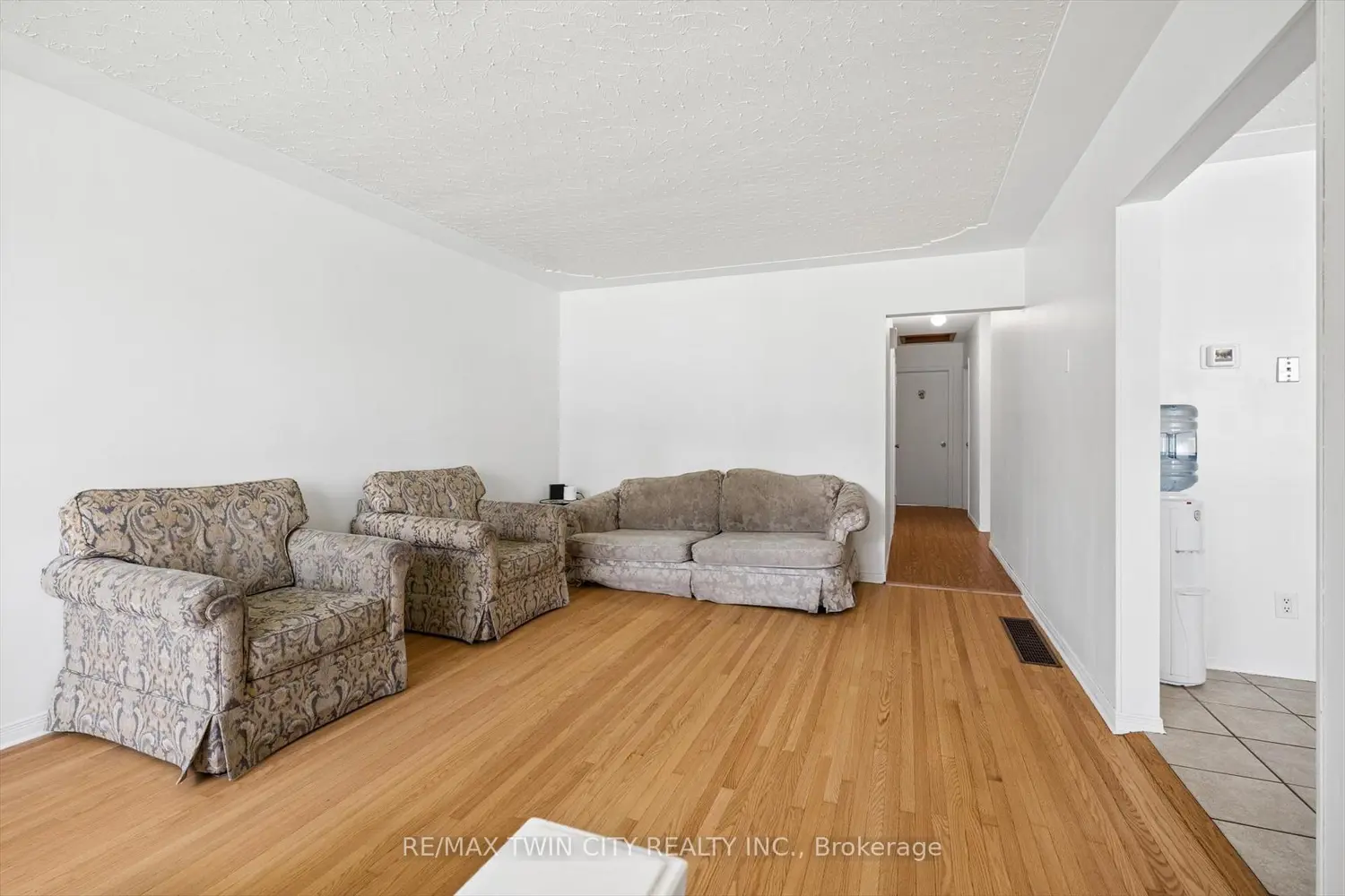 26 Tutton Place photo 5