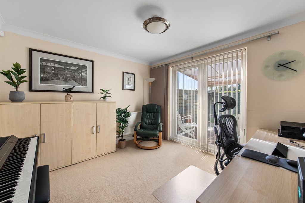 Additional image 5 of 4 bed detached house for saleBerkeley Avenue, Grantham NG31