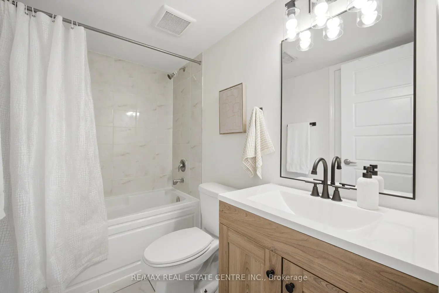 1000 Asleton Boulevard 165 photo 4