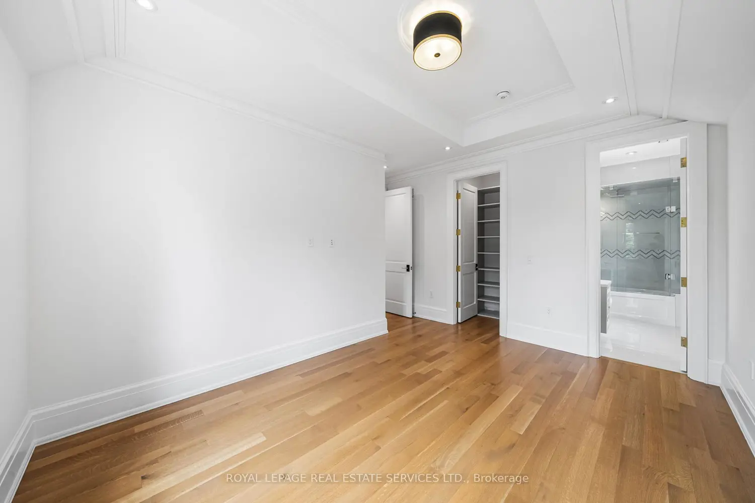 Additional image 16 of 148 Munro Boulevard