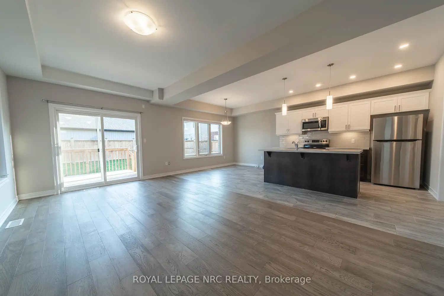 1217 Upper's Lane photo 3
