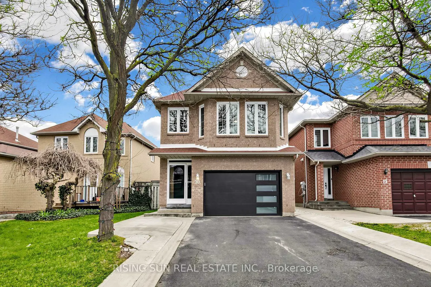 10 Cedarwood Crescent photo 2