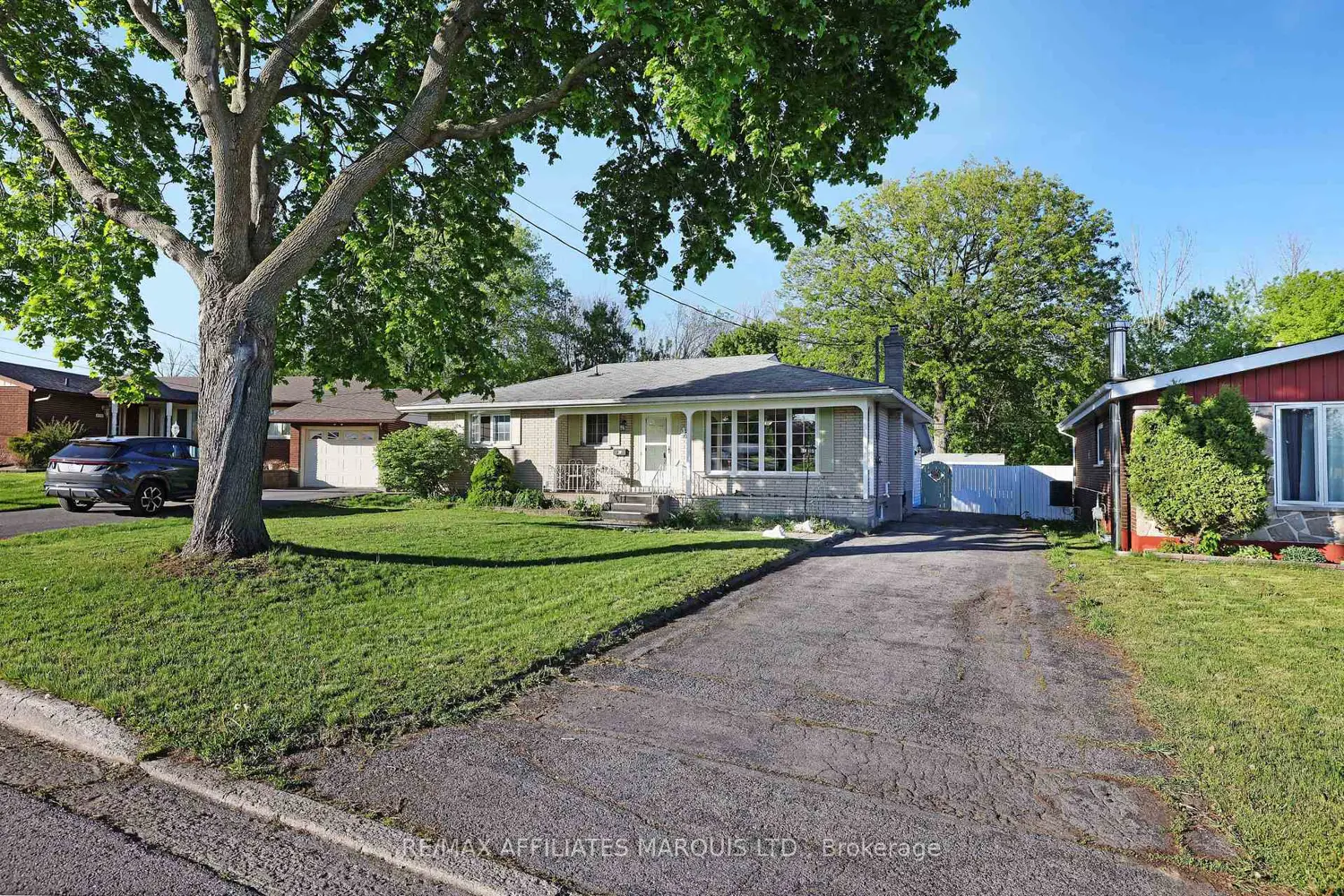 428 Bellevue Crescent