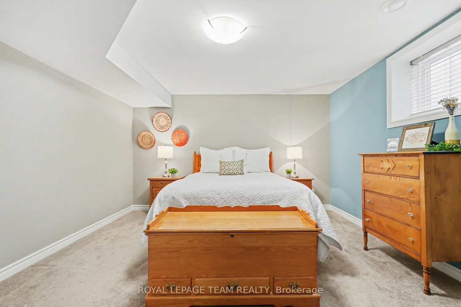 Additional image 14 of 855 Reaume Street