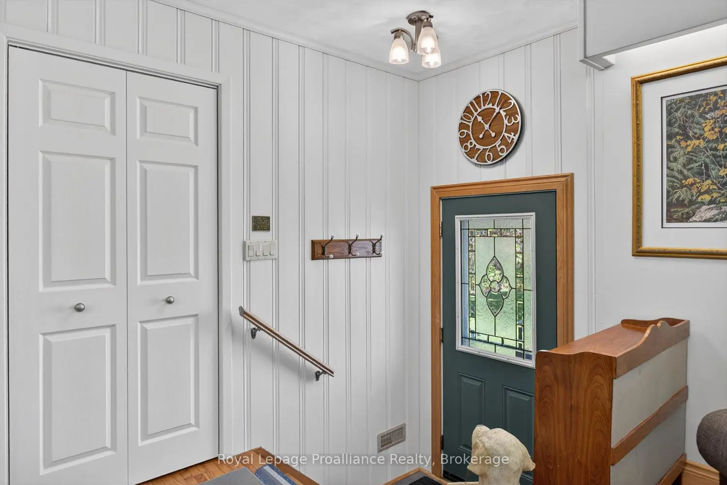 1757 Mount Pleasant Road photo 2