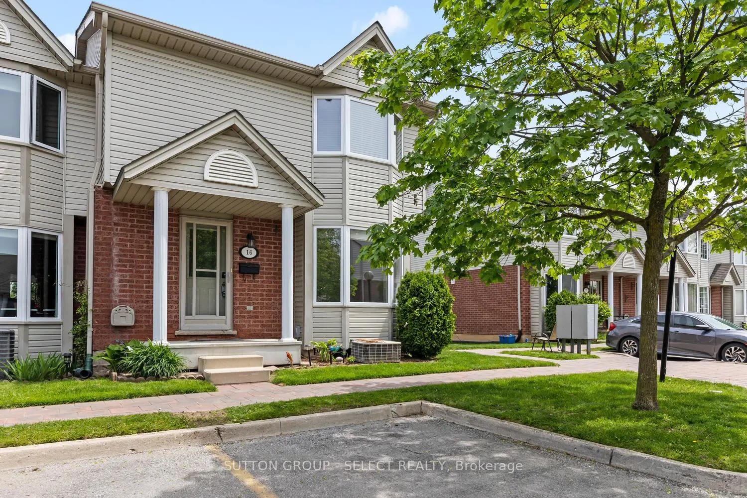 20 Kernohan Parkway 16 photo 2