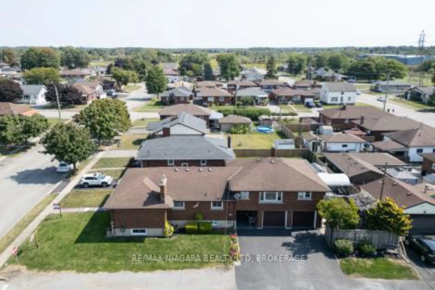 425 Bell Street photo 2