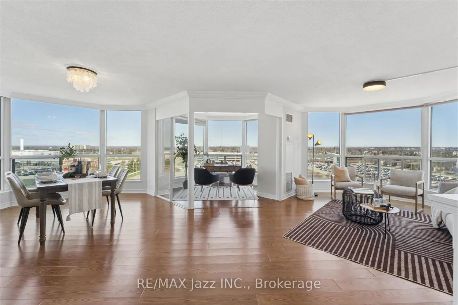 360 Watson Street 1112 photo 3