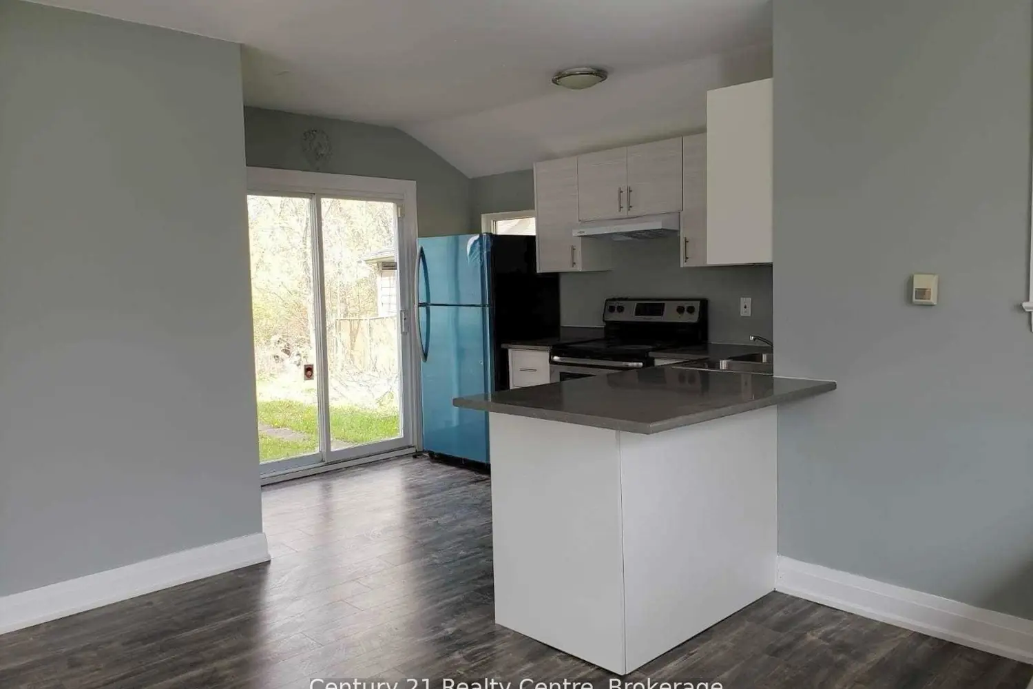 Additional image 2 of 1491 Pembroke Drive