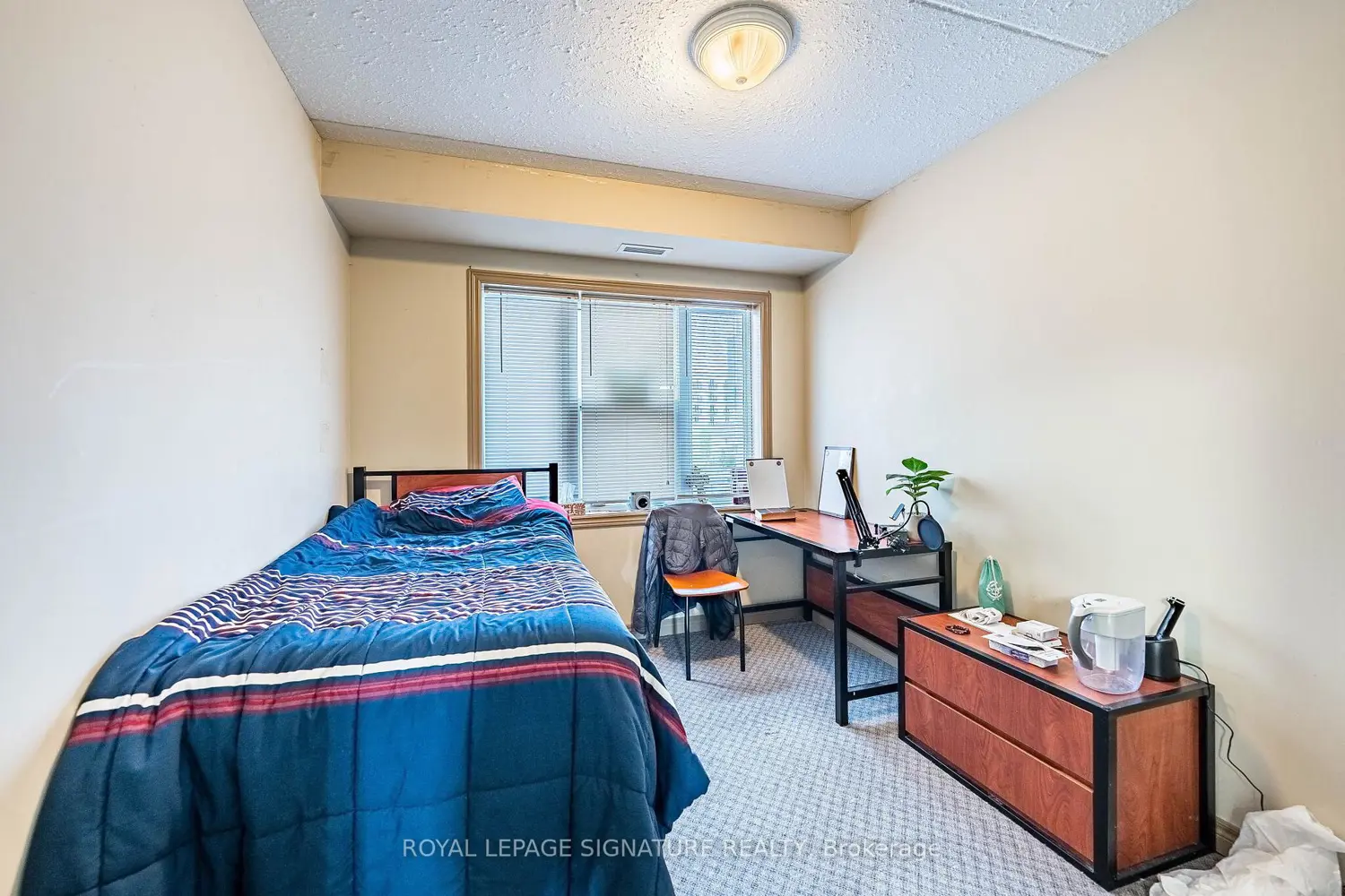 Additional image 18 of 251 Lester Street 401