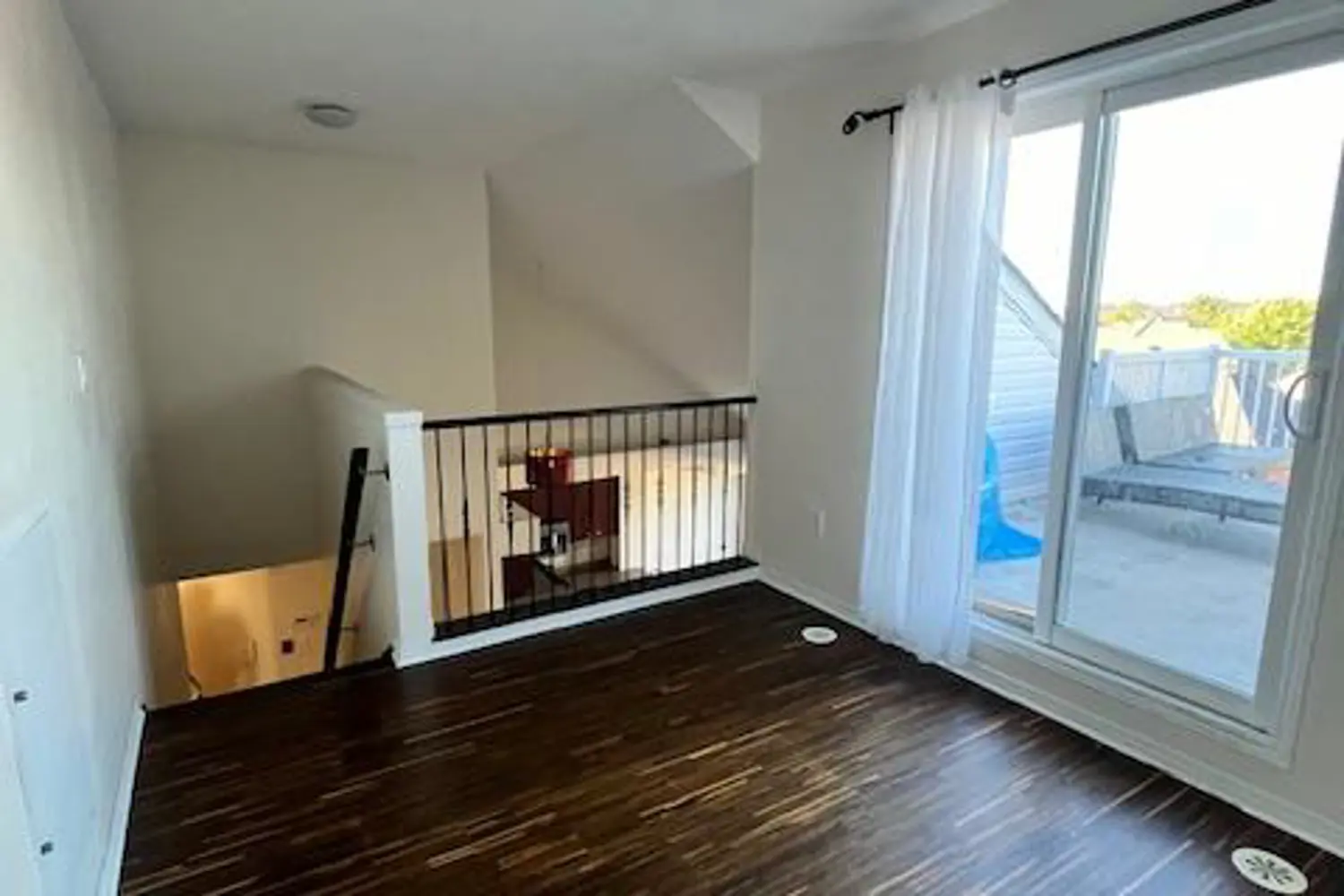 Additional image 7 of 647 C Warden Avenue 11