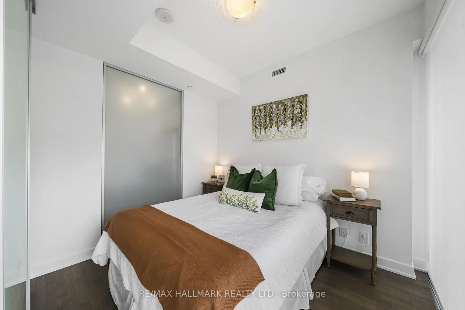 Additional image 16 of 1815 Yonge Street 1106