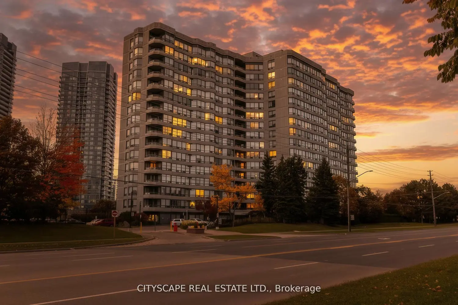 7460 Bathurst Street 209