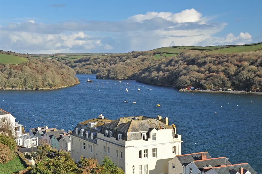 Additional image 6 of 4 bed town house for saleSt. Fimbarrus Road, Fowey PL23