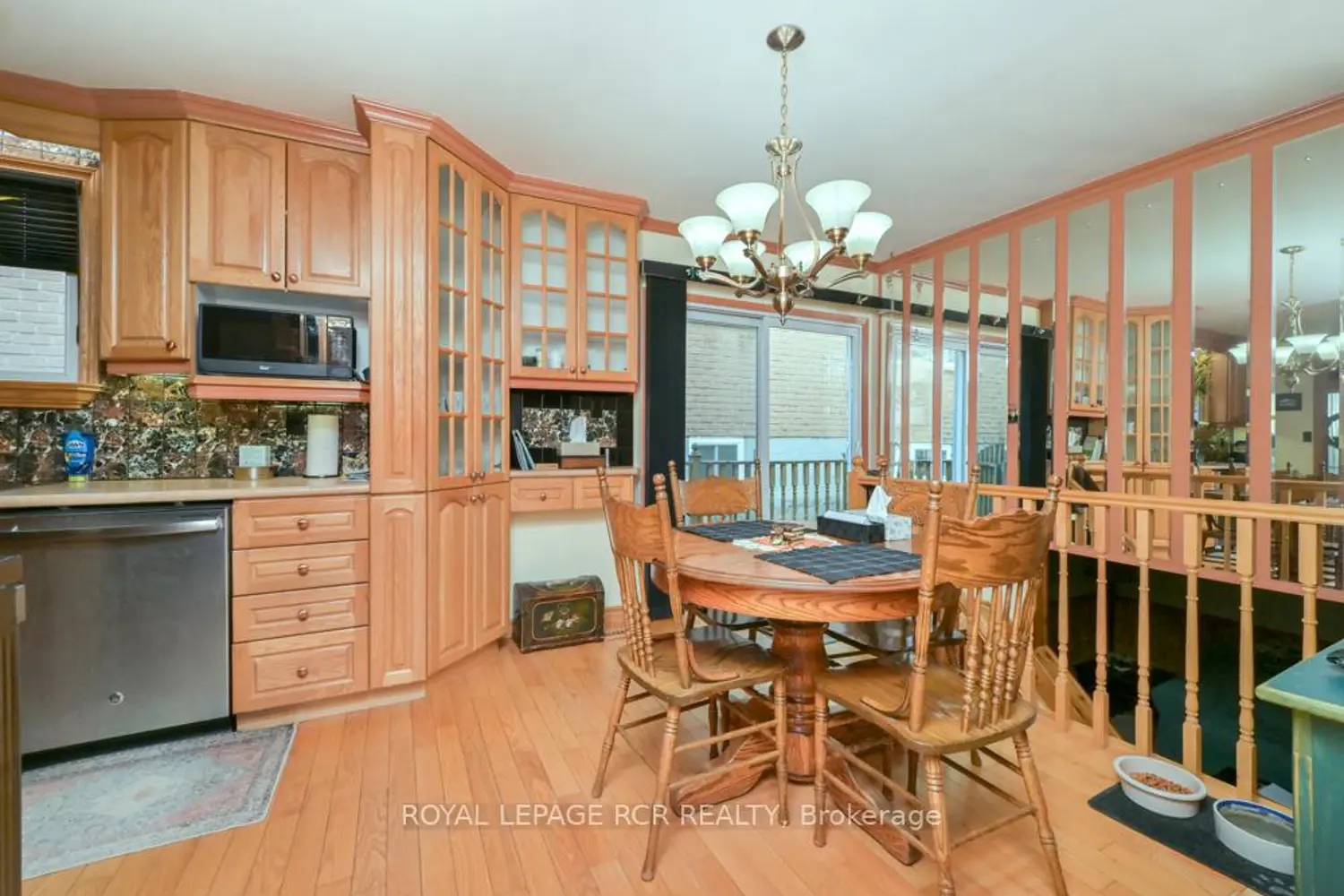 Additional image 8 of 73 Dufferin Street