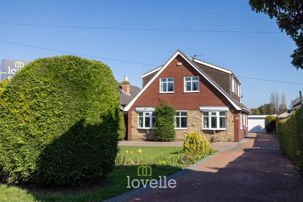 4 bed detached house for saleWaltham Road, Scartho, Grimsby DN33
