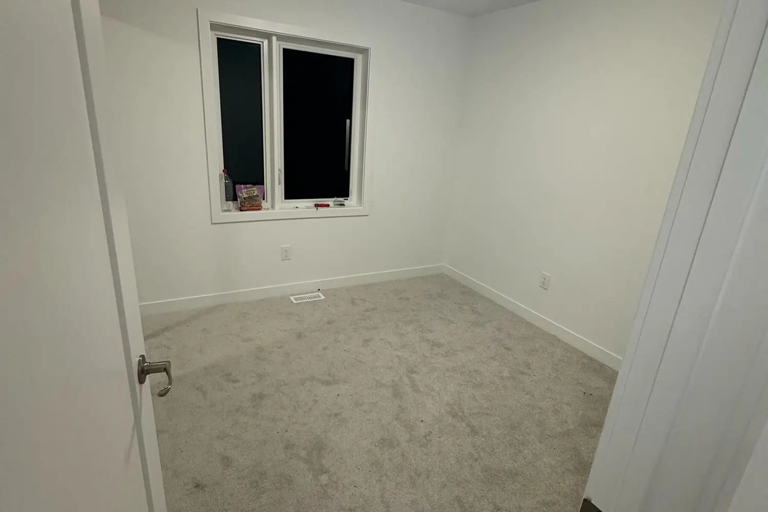 Additional image 9 of 402 Parnian Pvt Private