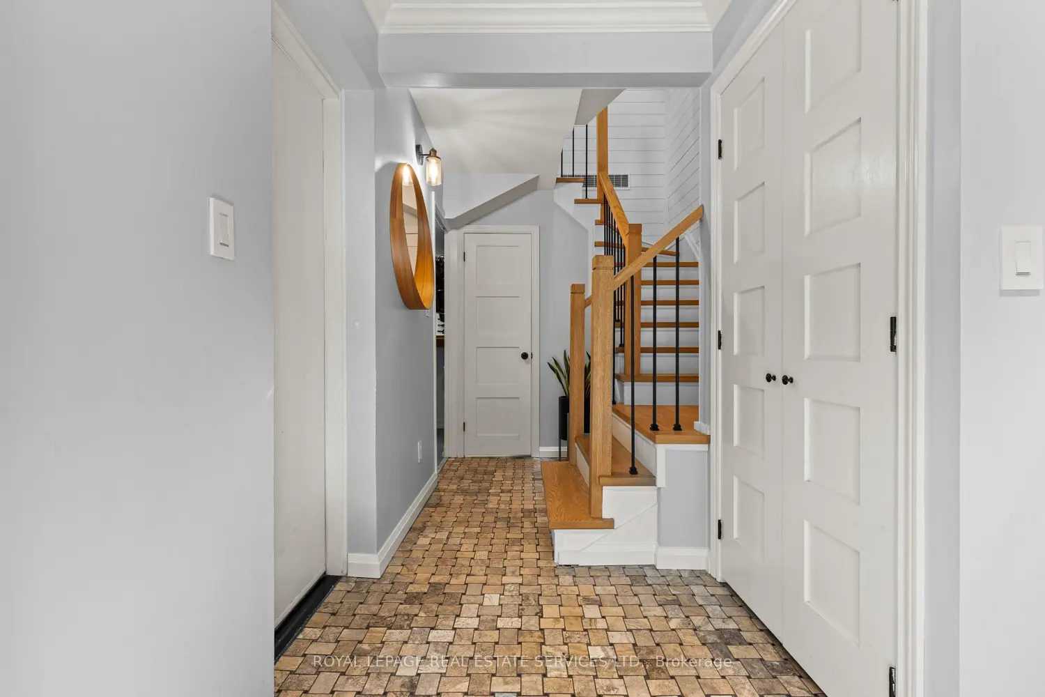 Additional image 4 of 2303 Marine Drive 5