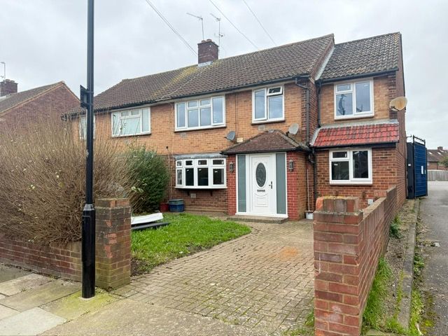 7 bed end terrace house for salePage Road, Feltham TW14