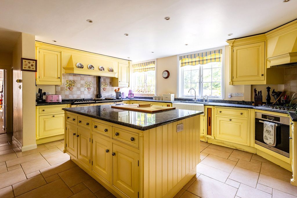 Additional image 29 of 8 bed detached house for saleTilford Road, Rushmoor, Farnham, Surrey GU10