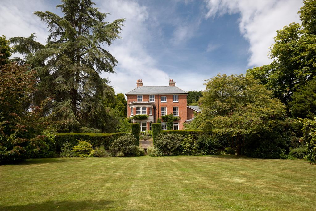 Additional image 19 of 7 bed detached house for saleRunwick, Farnham, Surrey GU10