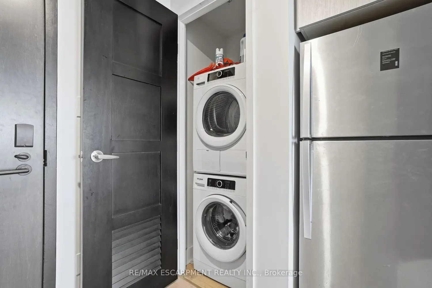 Additional image 15 of 145 Columbia Street 2235