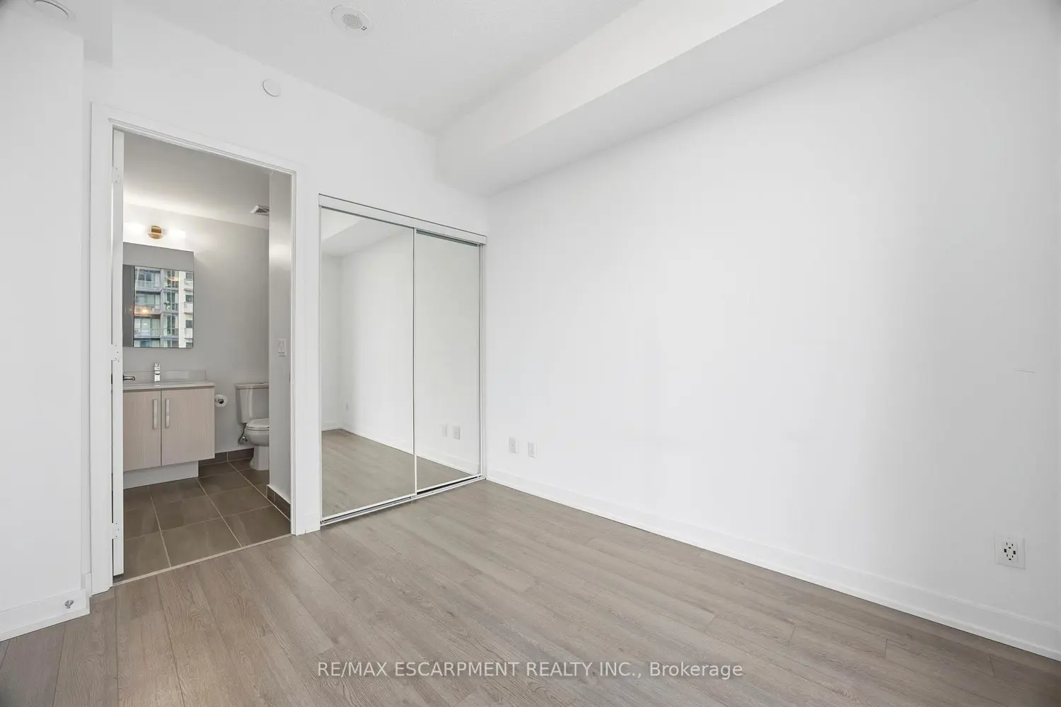 Additional image 7 of 5180 Yonge Street 2909