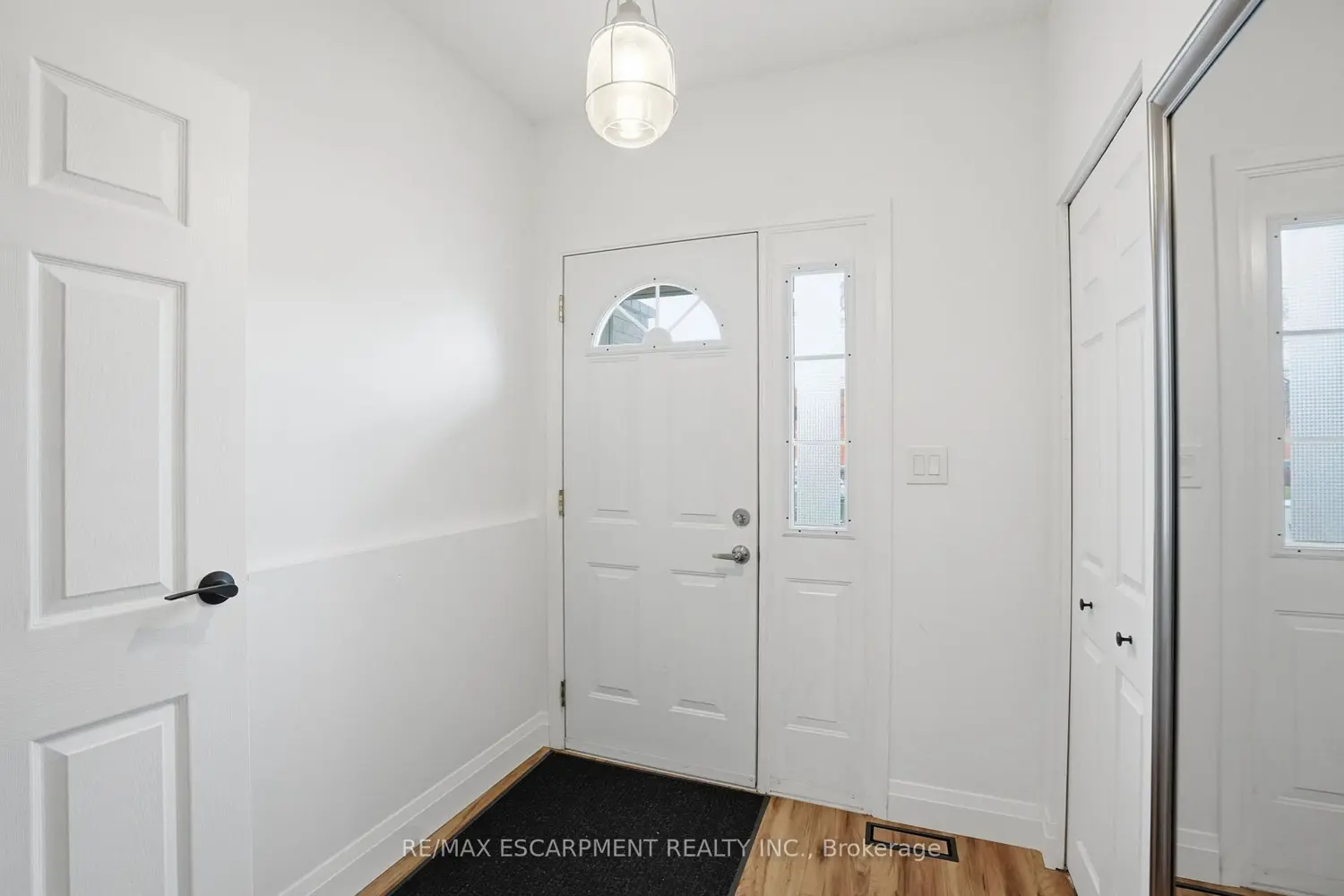61 Albright Road 61 photo 3
