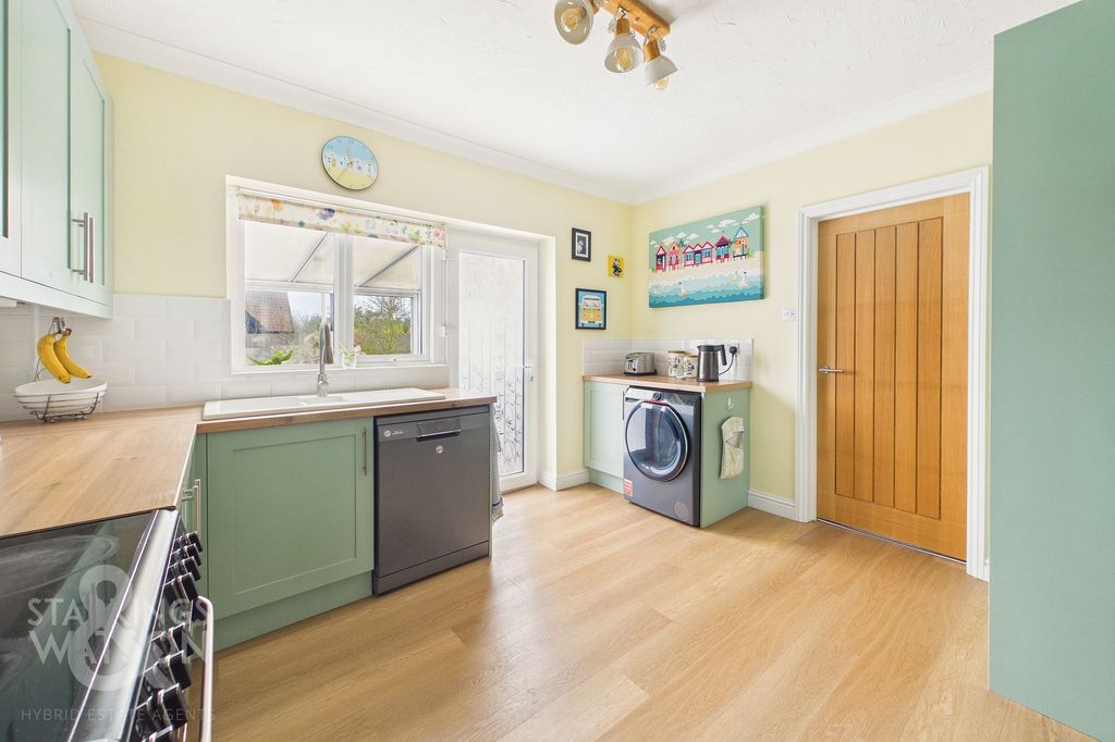 Additional image 8 of 2 bed detached bungalow for saleCranley Road, Eye IP23
