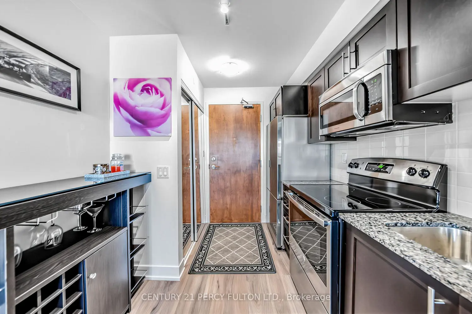 Additional image 11 of 1215 Bayly Street 1303