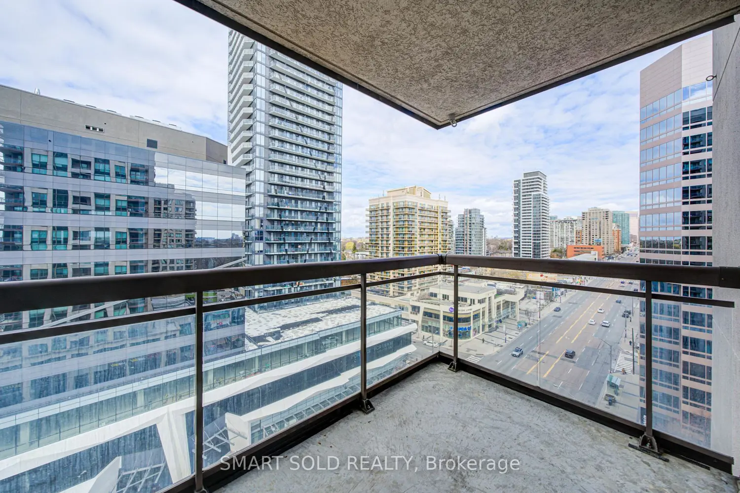 Additional image 13 of 18 Parkview Avenue 1512