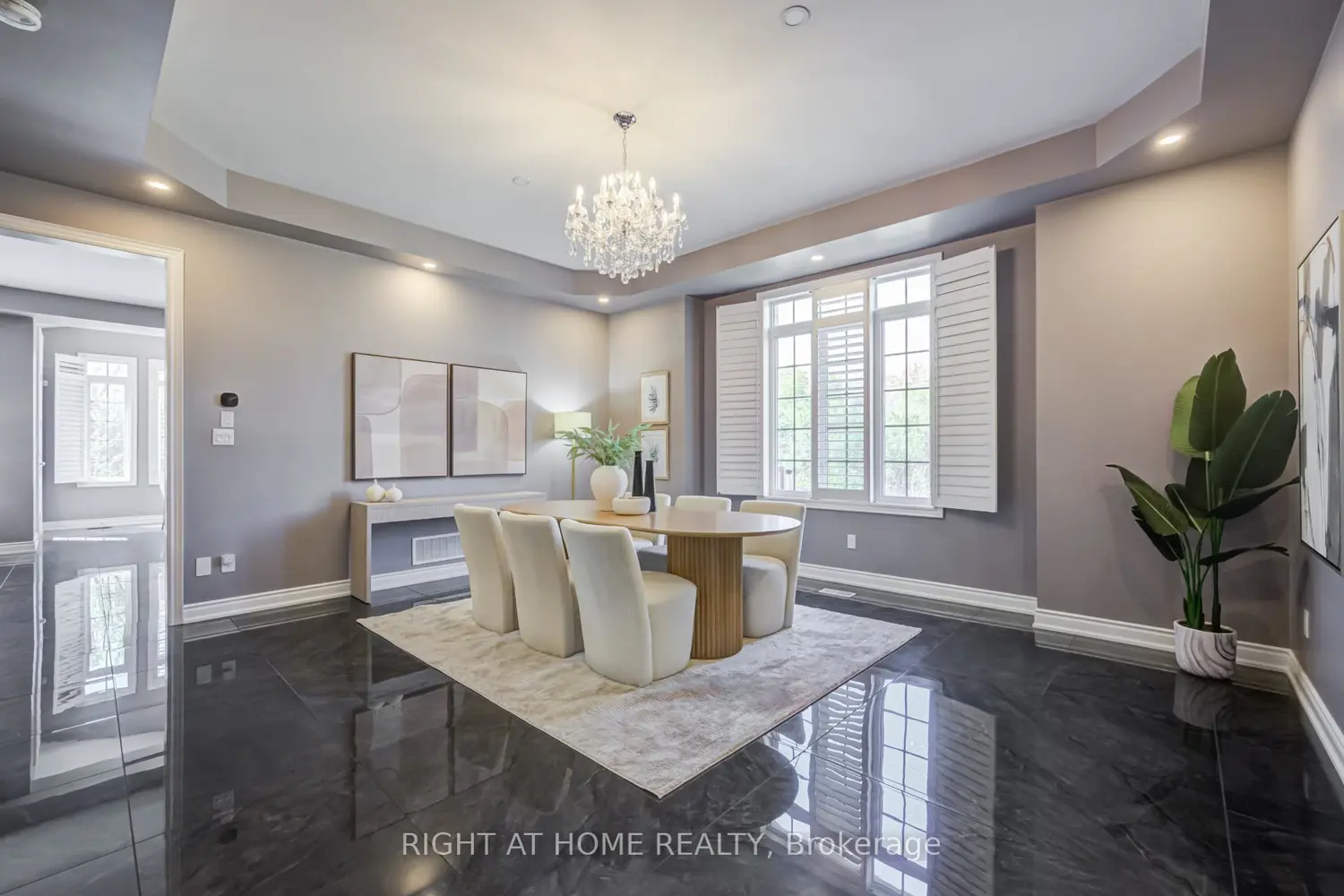 12 Labriola Court photo 5