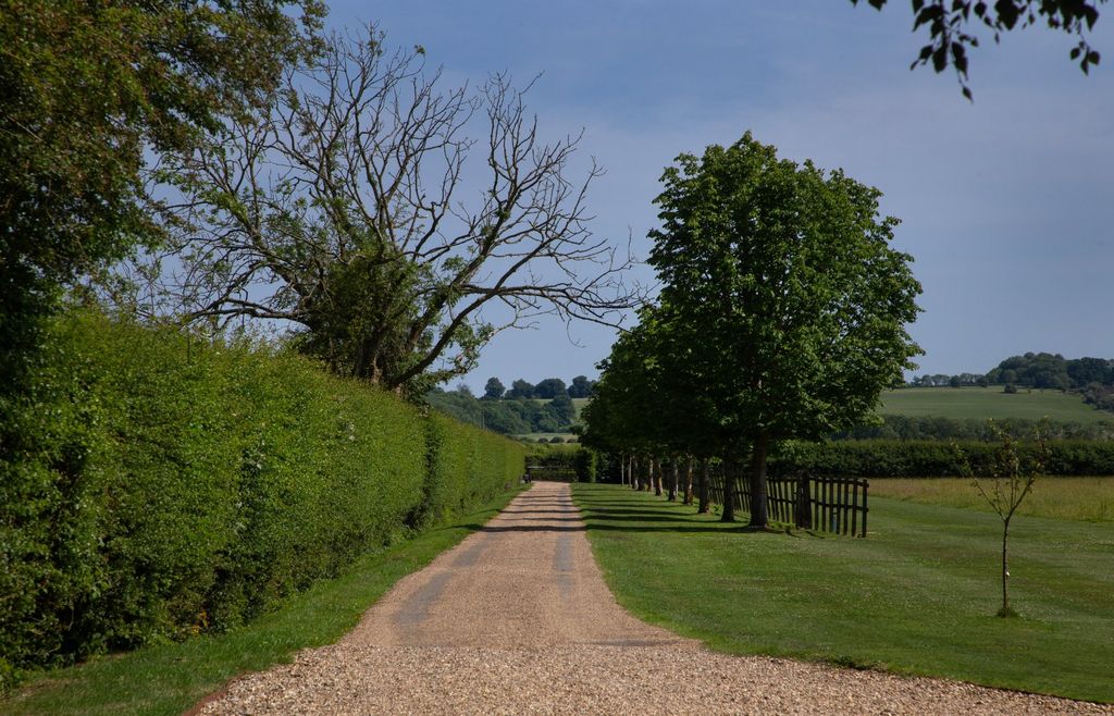 Additional image 6 of 6 bed detached house for saleThrupp, Faringdon, Oxfordshire SN7