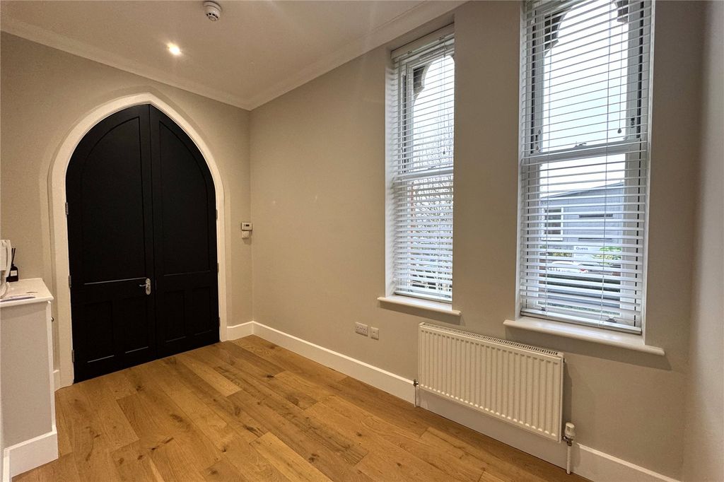 Additional image 2 of 2 bed flat for saleFarnborough Road, Farnborough, Hampshire GU14