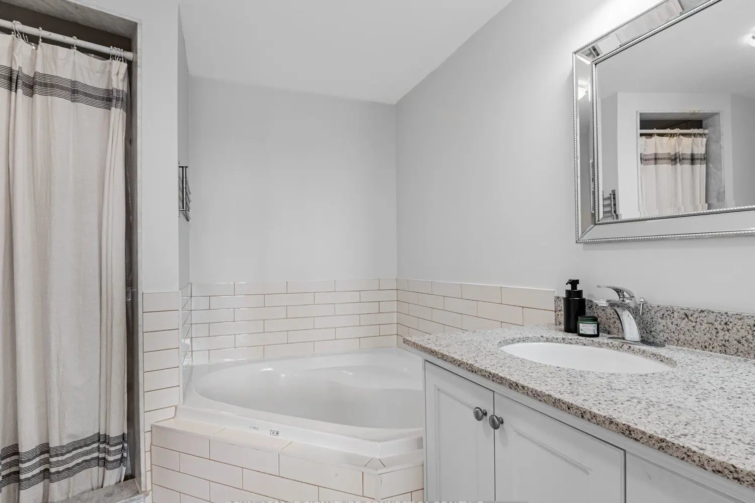 Additional image 16 of 110 Cornell Park Avenue C208