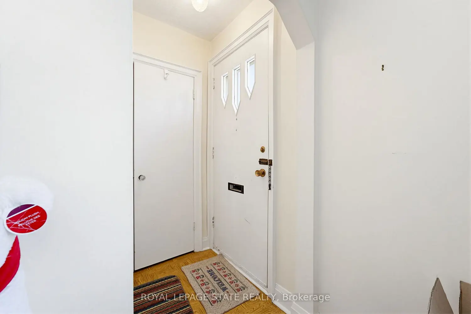 257 West 2Nd Street photo 3