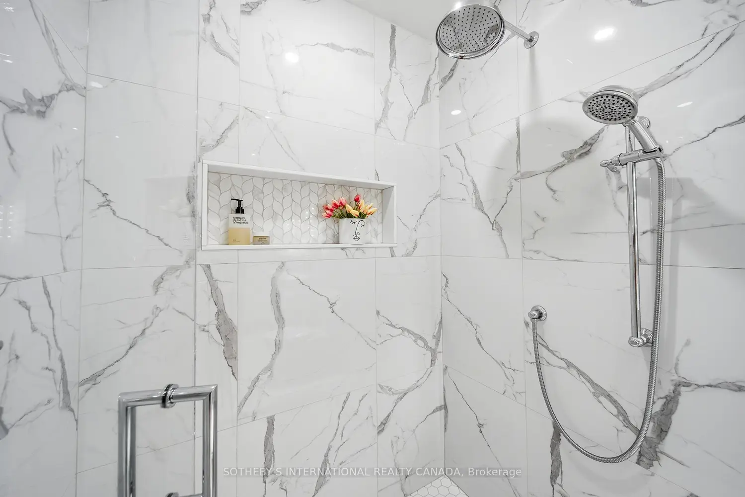 Additional image 8 of 122 Cassandra Boulevard