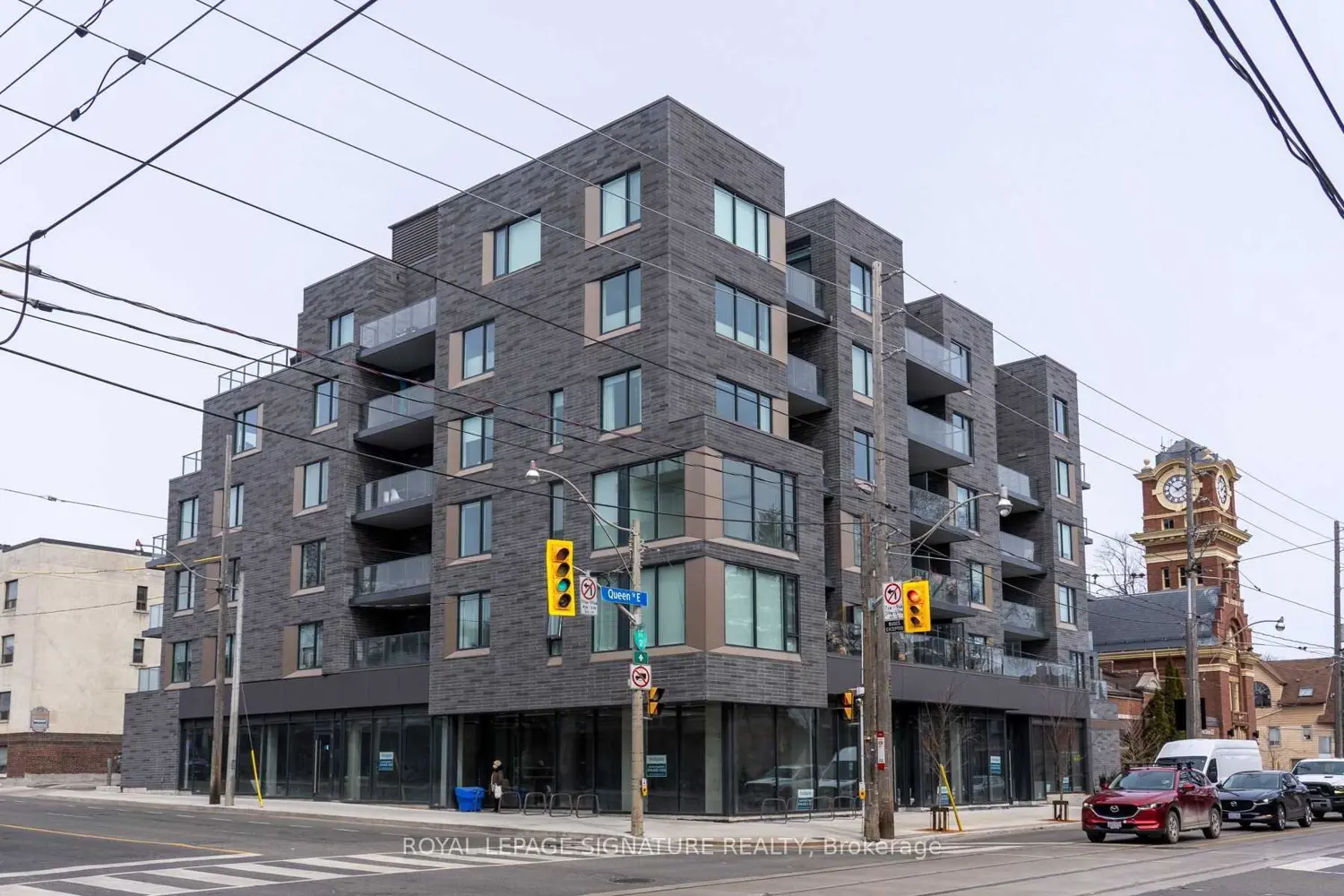 1888 Queen Street 203
