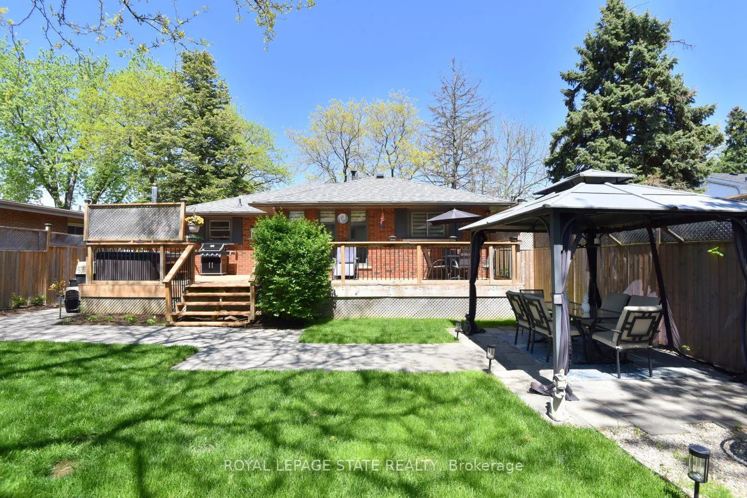 9 San Fernando Drive photo 3