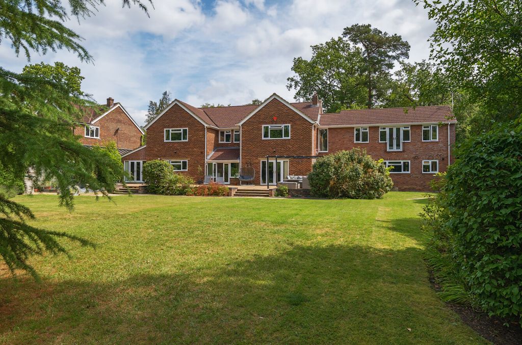 Additional image 2 of 6 bed detached house for saleGables Road, Church Crookham, Fleet, Hampshire GU52