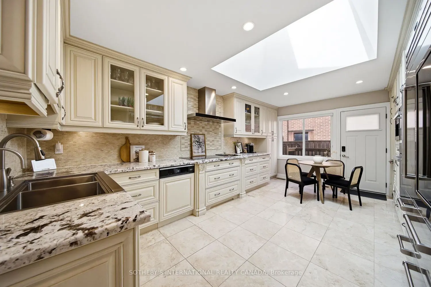 Additional image 5 of 122 Cassandra Boulevard