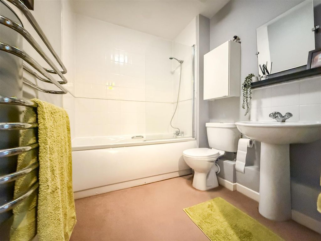 Additional image 13 of 2 bed flat for saleOysell Gardens, Portchester PO16