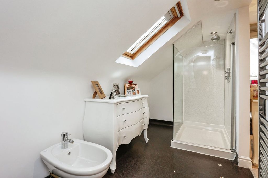Additional image 22 of 6 bed detached house for saleNorth Parade, Grantham NG31
