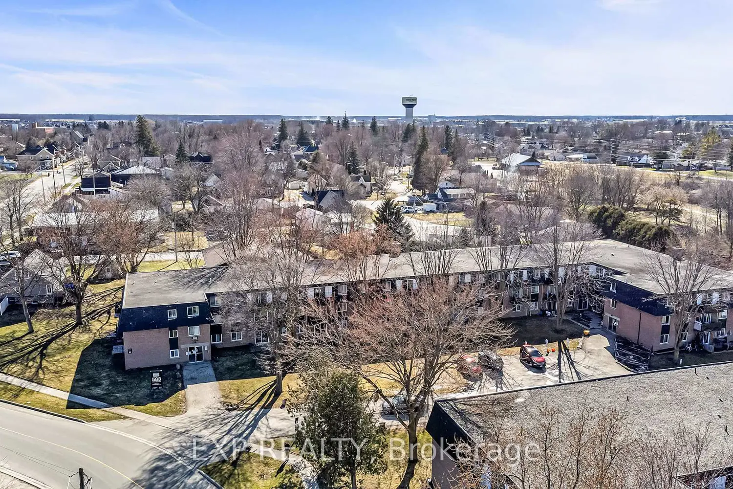583 Barber Avenue 3 photo 3